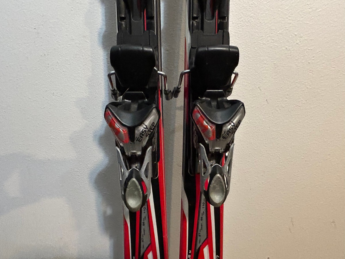 Volkl 420 Energy Downhill Alpine Carving Skis 177 cm. Marker Volkl 420 Energy Downhill Alpine Carving Skis 177 cm. Marker