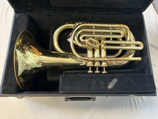 QUALITY BLESSING ARTIST ELKHART-IND. U.S.A. MARCHING BARITONE HORN + CASE