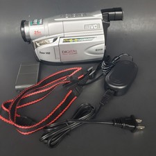 JVC Super VHS Compact Video Camcorder GR-SXM37U w/ Battery  Charger AS IS READ