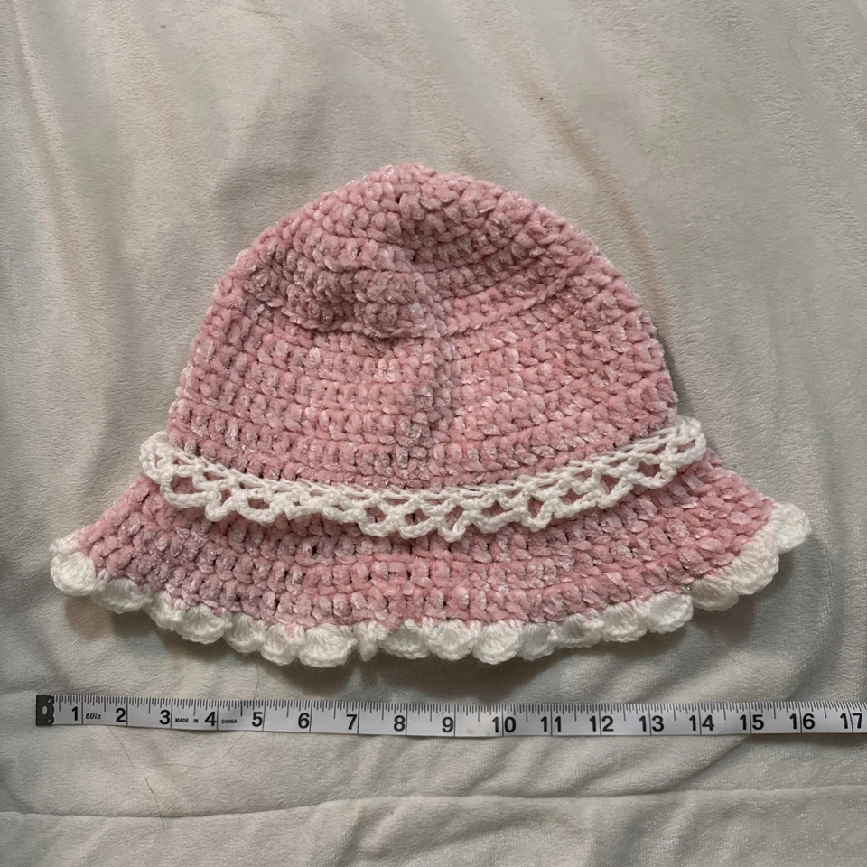 Ganchillo Rosa Juicy Couture Terciopelo Hilo Brillante Casa Núcleo Sombrero Cubo Foto 3 de 4