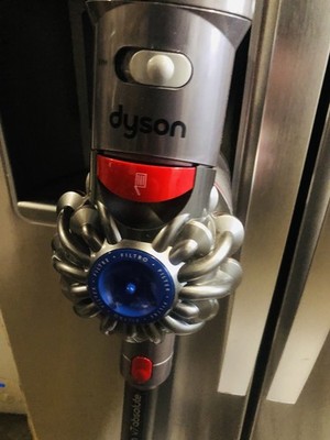 Dyson 