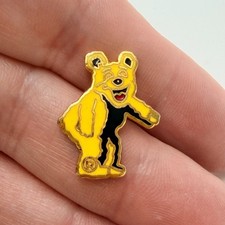 Bear Wheel Alignment Service Gas Station Lapel Pin Enamel Happy Bear Mascot Pin