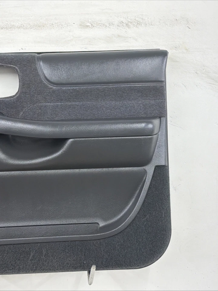 98-04 Chevy Blazer Jimmy S-10 GMC Sonoma Front Passenger Door Panel Power OEM - Image 4 of 4