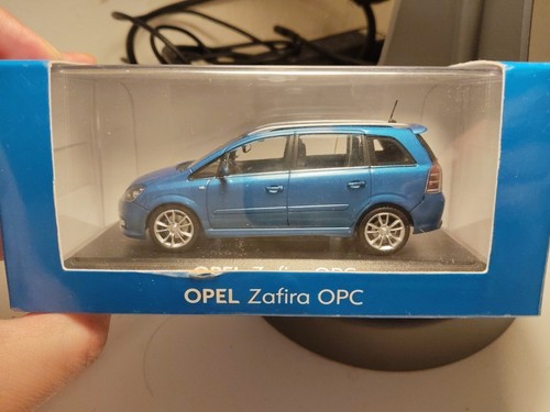 Opel Zafira OPC Bleue 1/43 Minichamps