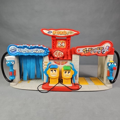 Lil’ Chucks Talking’ Truck Stop Hasbro 2000 Tested Works Great