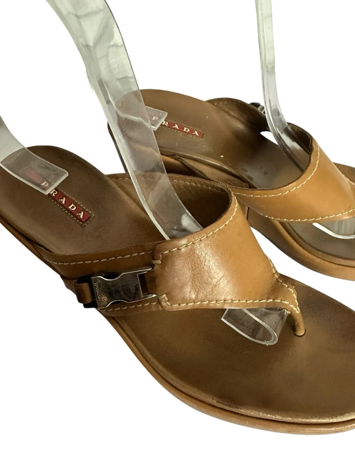 Sandalias de diseñador vintage Prada y2K años 90 cuero tanga plataforma cuña marrón 37 US7 Foto 3 de 4