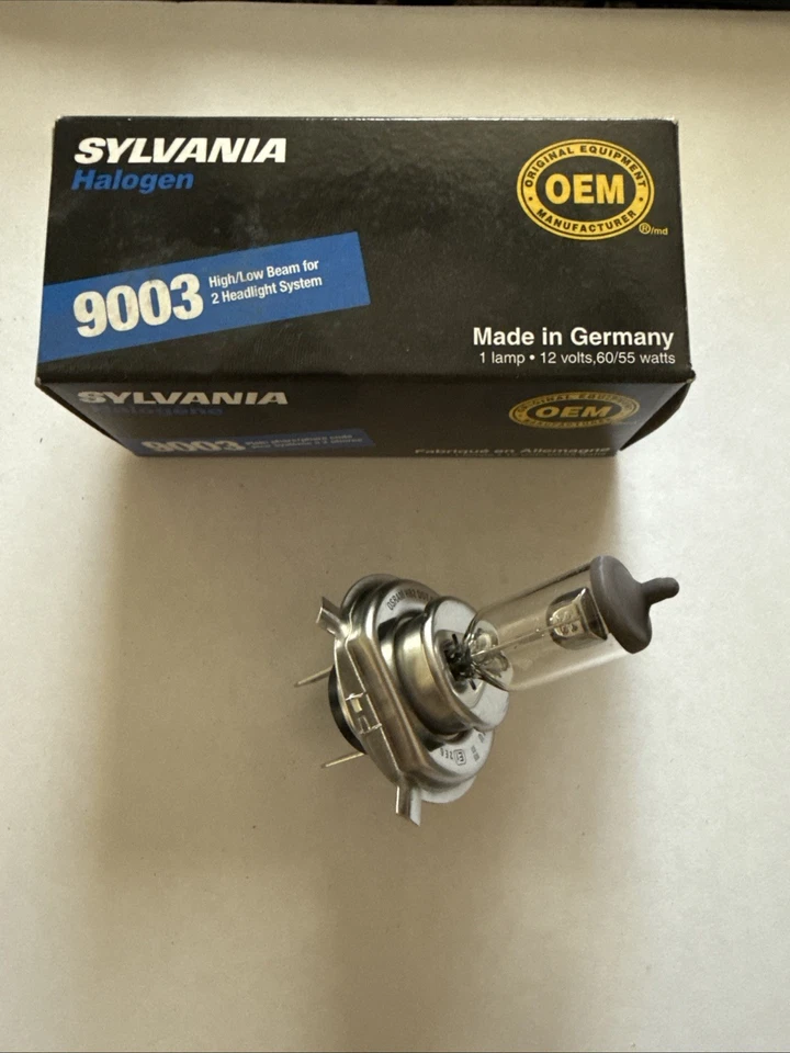 Bombilla halógena Mercedes Clase E Sylvania 9003 NOS  Foto 2 de 2