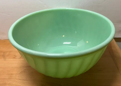 Fire King Oven Ware Jadeite Green Swirl Pattern Mixing Bowl 9" Made in USA