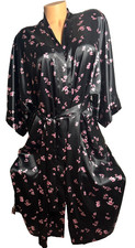 VICTORIA'S SECRET 3/4 SLEEVE PINK FLOWERS BLACK ROBE SILKY TIED KIMONO M/L NWT