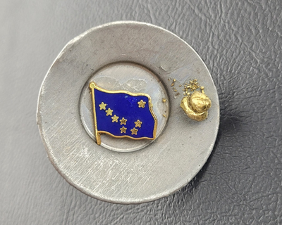 #ad Vintage Alaska State Flag Gold Nugget Pan Lapel Pin AK USA Big Dipper North Star $18.54