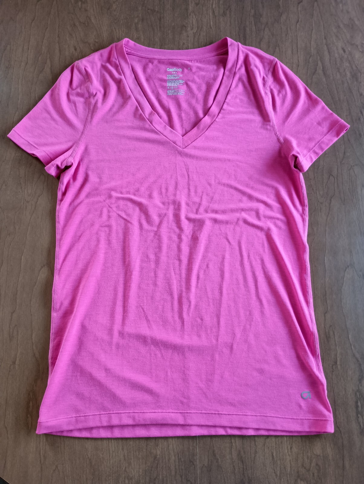 Gap Body Women's Pink V Neck Short Sleeve Shirt Size Small