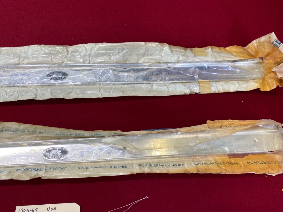 Placas de umbral de puerta Oldsmobile F-85 1964-1967 NOS GM Foto 3 de 4