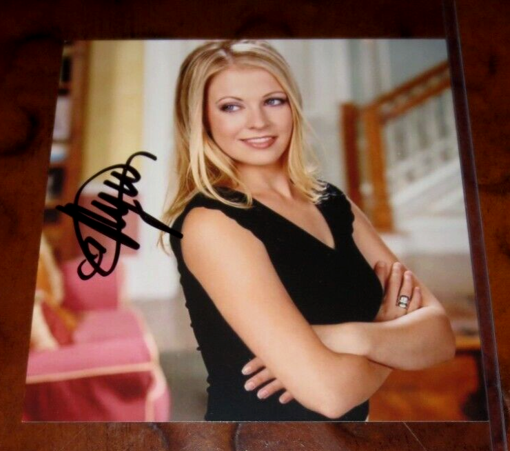 メリッサ・ジョーンハート直筆サイン入り写真…Melissa Joan Hart Melissa Joan Hart Signed 8x10 Photo Sabrina The Teenage Witch