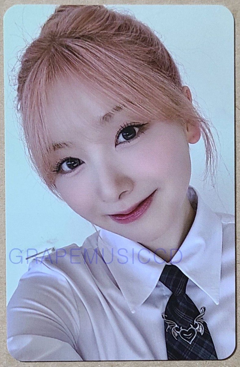NiziU Press Play 1st SINGLE OFFICIAL POB PHOTOCARD PHOTO CARD ONLY