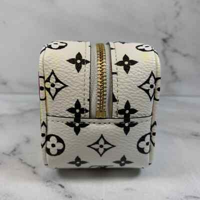 LOUIS VUITTONキューブ LOUIS VUITTON Giant Cube Monogram Purple/Black/White Coin