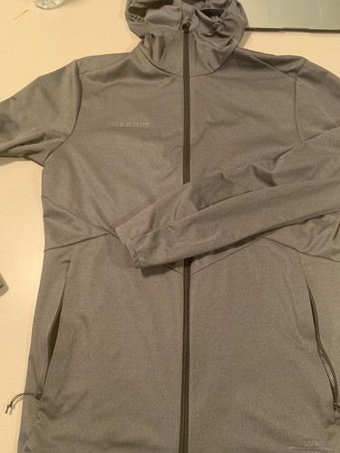 Windstopper Hooded Jacket 