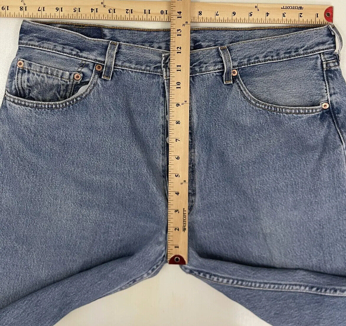 VTG Levi’s 501 Blue Jeans Men 36x32 Made In USA T… - image 3