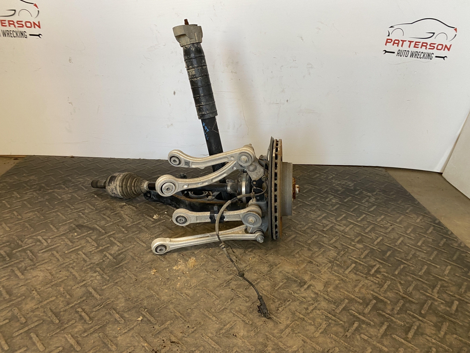 14-17 MASERATI GHIBLI REAR DRIVER LEFT KNUCKLE/AXLE SHAFT STRUT CONTROL ARMS