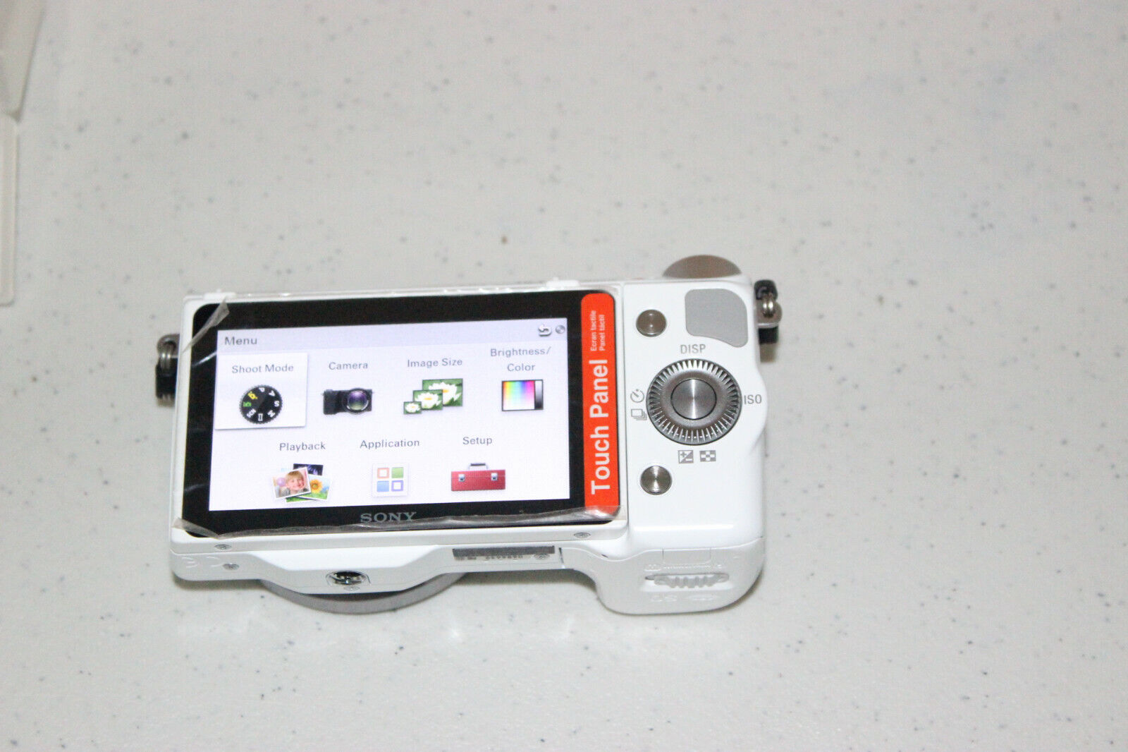 Sony NEX-5R White Compact mirrorless HD 16.1 MP Digital Camera Body Barely  USED