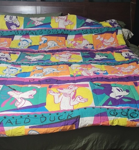 VTG• DISNEY MICKEY 4 NEON COLORBLOCK COMFORTER• BED SPREAD• RARE• TWIN - TWIN XL