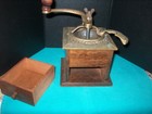 COFFEE GRINDING MILL  WOODEN "VINTAGE" HAND CRANKING GOOD CONDITIONS — photo 8