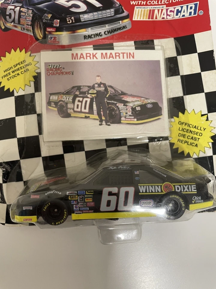 Mark Martin 1994 Die Cast Car 1:43 Scale With Collector Card - Image 2 of 4
