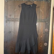 Simply Vera Wang Women’s Size XS NWT Black Classy Lined Dress Knee Length
