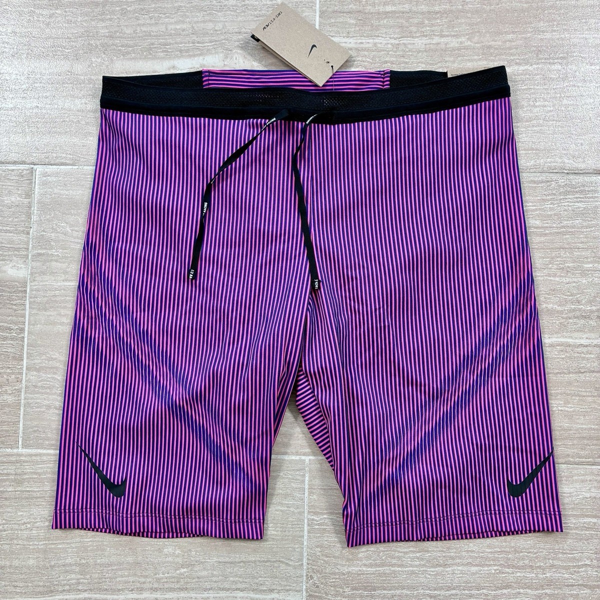 Men's Size 2XL Nike AeroSwift Dri-FIT ADV 'Hyper Pink' Running 1/2