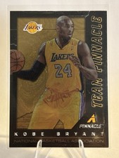 Group Breaking Guide: What to Look for in a Sports Card Case Breaker 18