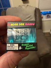 Nuevo NEEDOH NEE DOH Bonito Hielo Bebé Azul Super Sólido Aplastamiento DEBE VERSE PROPIO