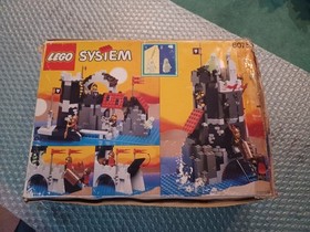 LEGO 6075 Wolfpack Tower 100% Complete