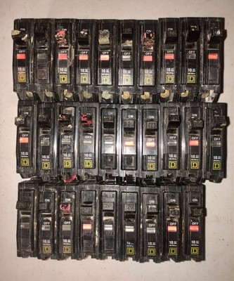 Lot of 30 Square D QOB120 20 Amp Single Pole 120/240V Bolt-On Circuit Breakers
