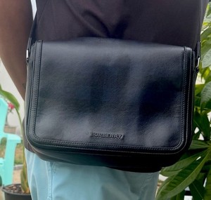 Zo Messenger Bag | eBay