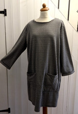 SIZE 20 BLACK & WHITE HOUNDSTOOTH STRETCH POCKET FRONT DRESS by PRIMARK