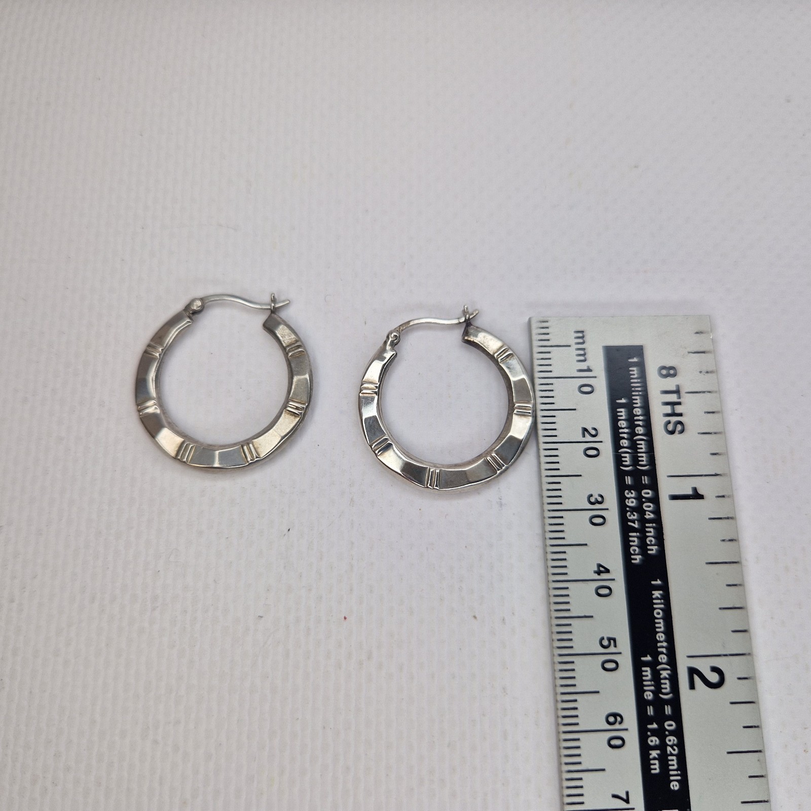 Picture 2 of 11