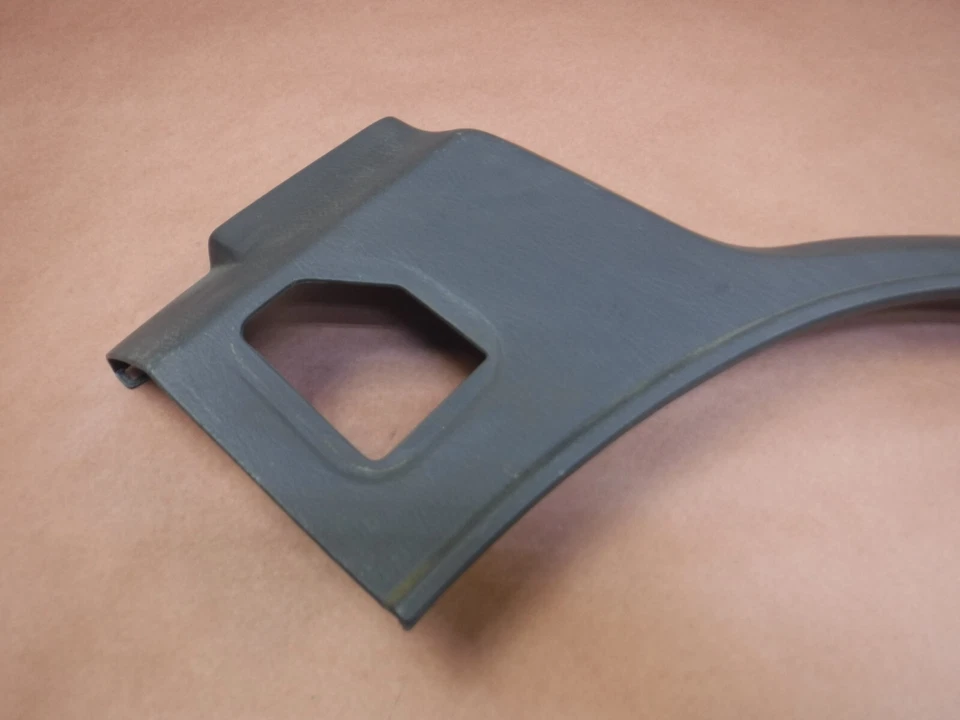 Jeep Cherokee XJ 97-01 lado del conductor puerta trasera apertura pierna perro moldura ágata OEM Foto 2 de 4