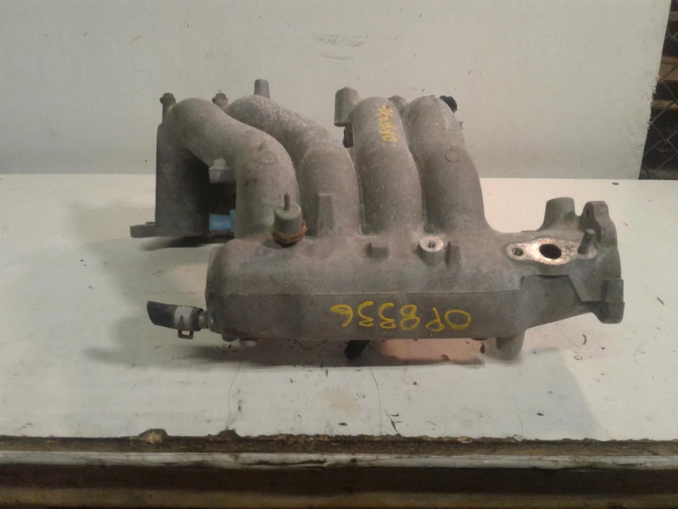Used Engine Intake Manifold fits: 1998 Toyota Camry 4 cylinder 5SFE engine Grade - Image 2 of 3