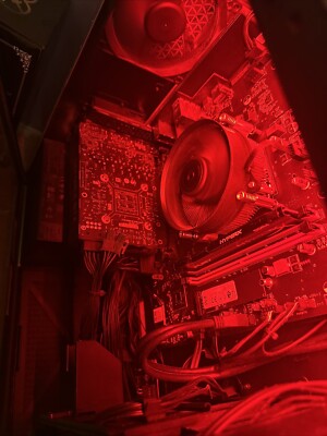 HP OMEN Obelisk Desktop 875-0034 i7-9700 3.0GHz 16GB RAM 256GB SSD 