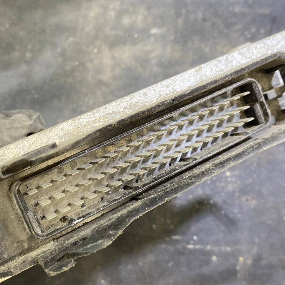 1992-1996 BMW 318i 318 módulo de controle ABS 34.52-1 162 646 - Imagem 4 de 4