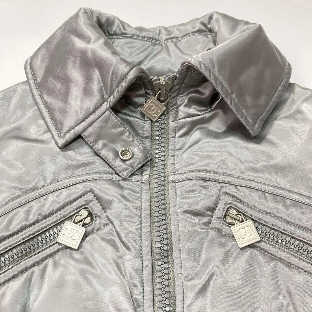 Giacca imbottita CHANEL 04A linea sportiva blouson Coco Mark taglia 40 cotone nylon