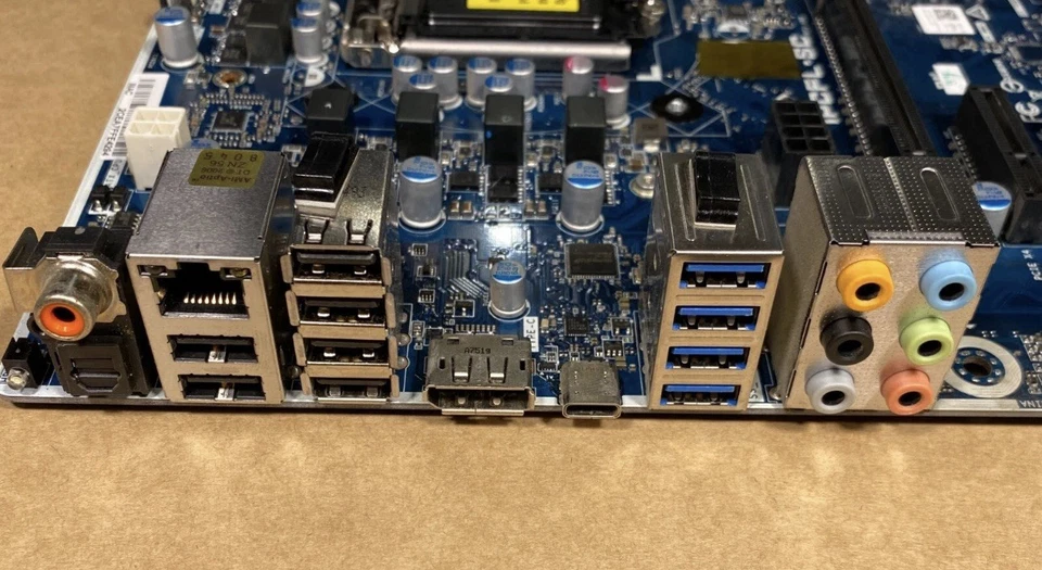 Placa madre Intel para escritorio Dell Alienware Aurora R7, LGA 1151 (IPCFL-SC) Foto 3 de 4