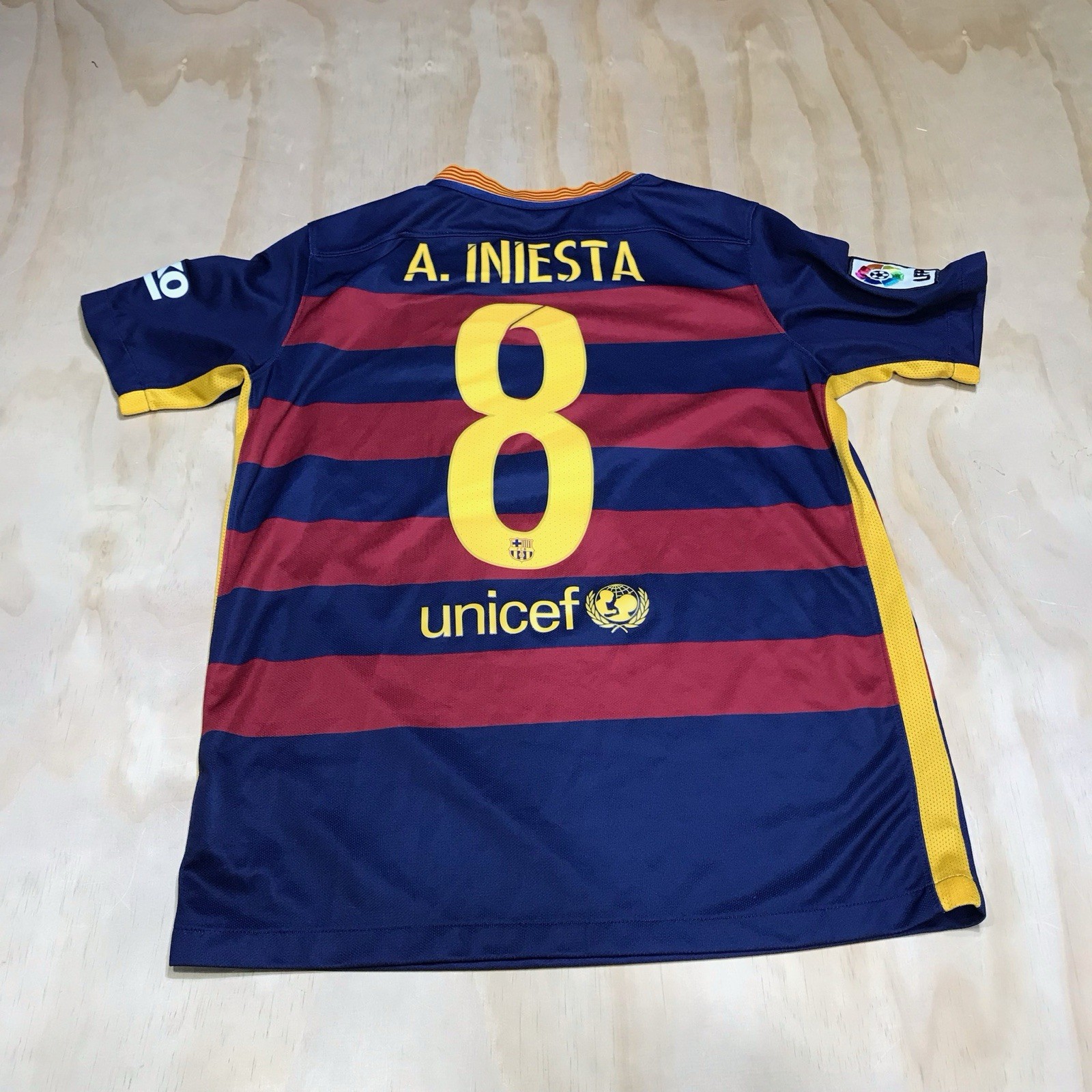 Picture 1 of 12