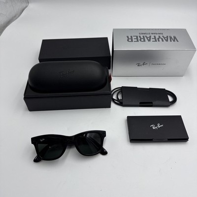 RayBan wayfarer Never worn Sunnies!!! With case Ray-Ban | Accessories | Brand New Never Worn Rayban  main image 2