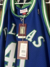 MITCHELL  NESS AUTHENTIC DIRK NOWITZKI L DALLAS MAVERICKS JERSEY