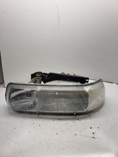 2000-2006 Chevrolet Suburban Driver Left Headlight Oem 1375932 2000-2006 Chevrolet Suburban Driver Left Headlight Oem 1375932