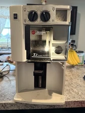 Beckman Coulter Z2 Particle Count & Size Analyzer 6605700 w/ Keyboard Controller