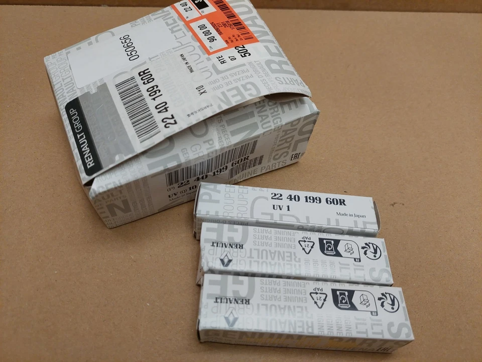 Renault Captur MK2 Spark Plug 224019960R 1.0 TCe Twingo 2020-on Genuine NEW - Image 2 of 3