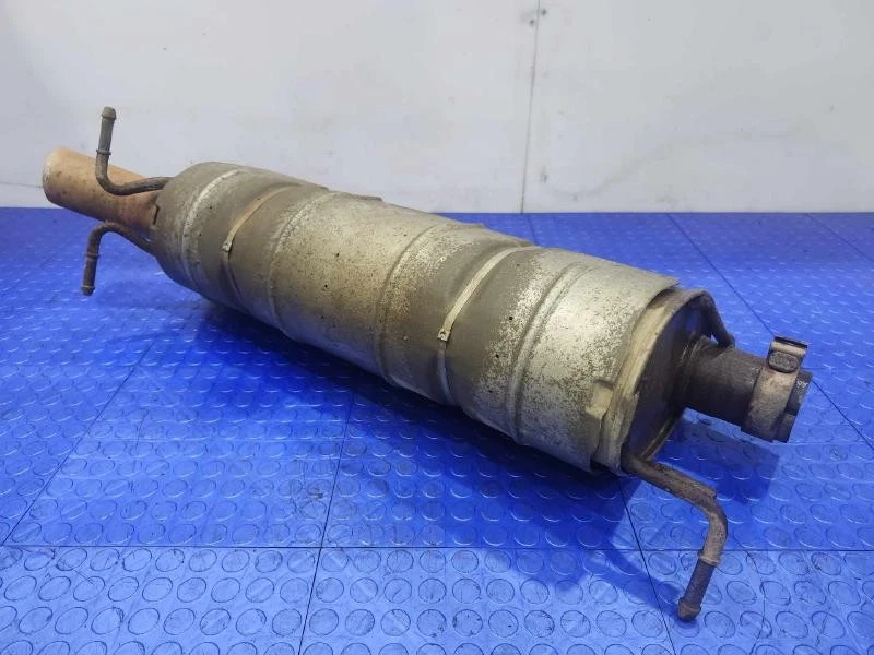 Silenciador de escape traseiro 2011-2017 Ford F-250 F-350 6.2L original do fabricante BC3Z5230K - Imagem 4 de 4