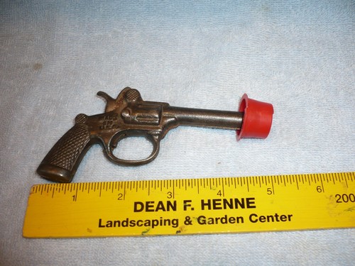circa  1930 stevens     king     Cast Iron   Pistol  single shot - Picture 1 of 3