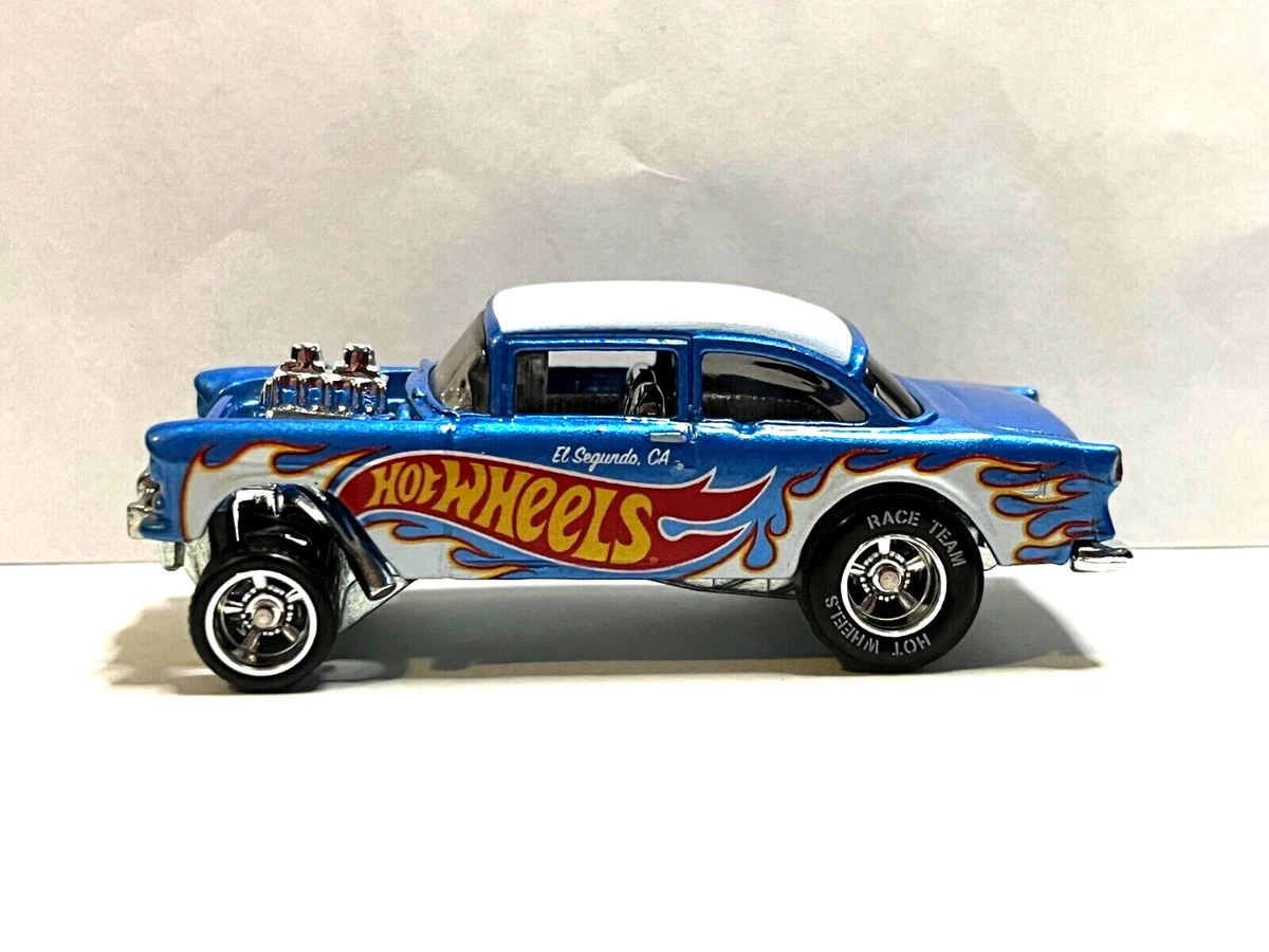 Hot Wheels Premium Display Case With Exclusive ´55 Chevy Bel Air